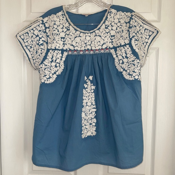 Francis Valentine Floral Embroidered Top Sz S NWOT - Picture 2 of 5